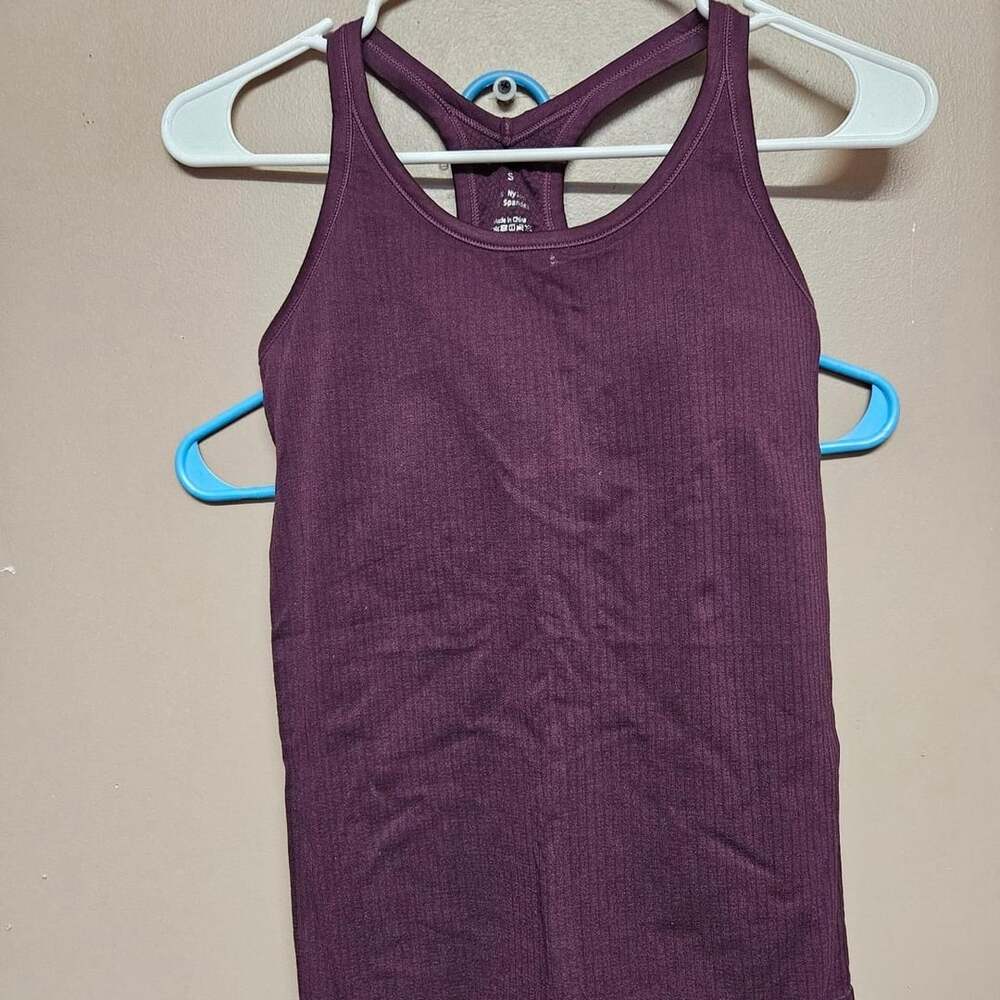 (104)Athletic Works Ribbed Racerback Tank Top Purple S